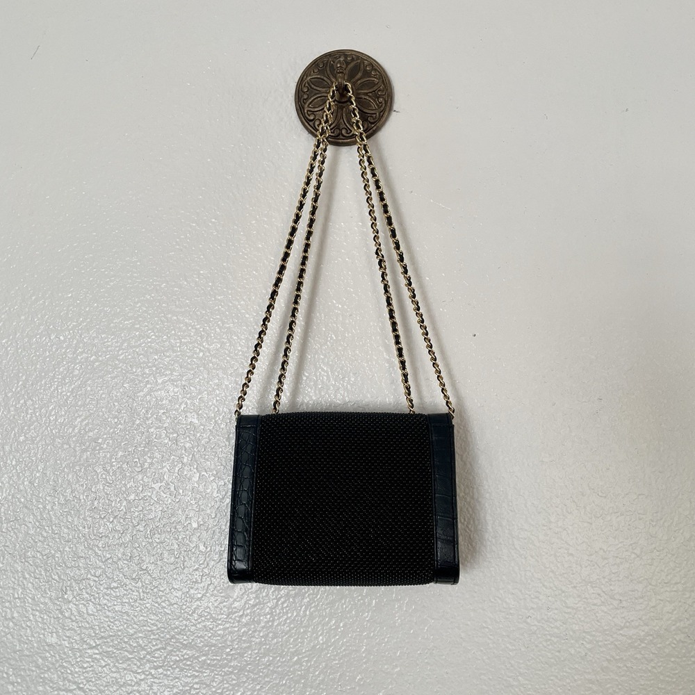 Whiting & Davis Small Black Bead Evening Purse with Chain Strap‎ And Mirror - Picture 2 of 13